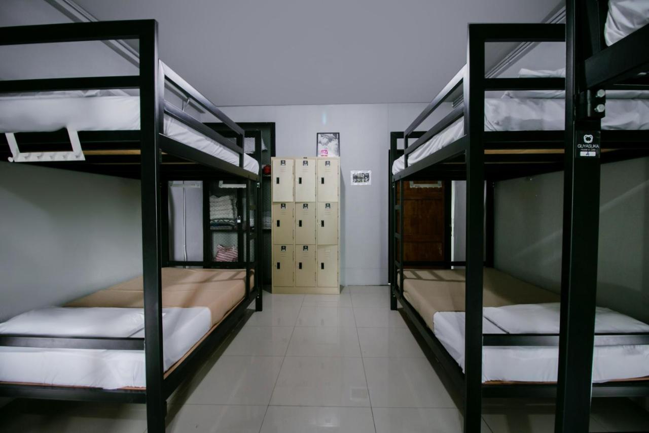 Oyo 421 Guyasuka Hostel & Cafe Bangkok Luaran gambar