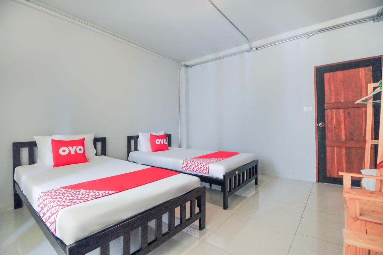 Oyo 421 Guyasuka Hostel & Cafe Bangkok Luaran gambar